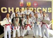 Prajurit Yonif 300/Bjw Borong Medali di Kejurda Karate Inkanas Piala Kapolda Jabar 2024