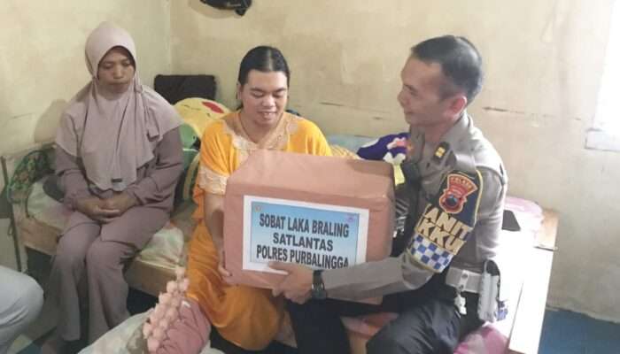 Luncurkan Program Sobat Laka Braling: Satlantas Polres Purbalingga Berikan Bantuan Korban Kecelakaan Lalu Lintas