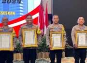 Bhabinkamtibmas Palmerah Raih Penghargaan dari Kapolda Metro Jaya atas Keberhasilan Program RW 11 Kampung Beriman