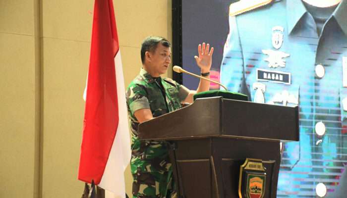 Pangdam I/BB Sampaikan Kebijakan TNI AD dalam Apel Dansat Tersebar TA 2024