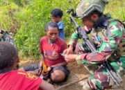 TNI Gelar Pengobatan Keliling di Kampung Bilogai Intan Jaya