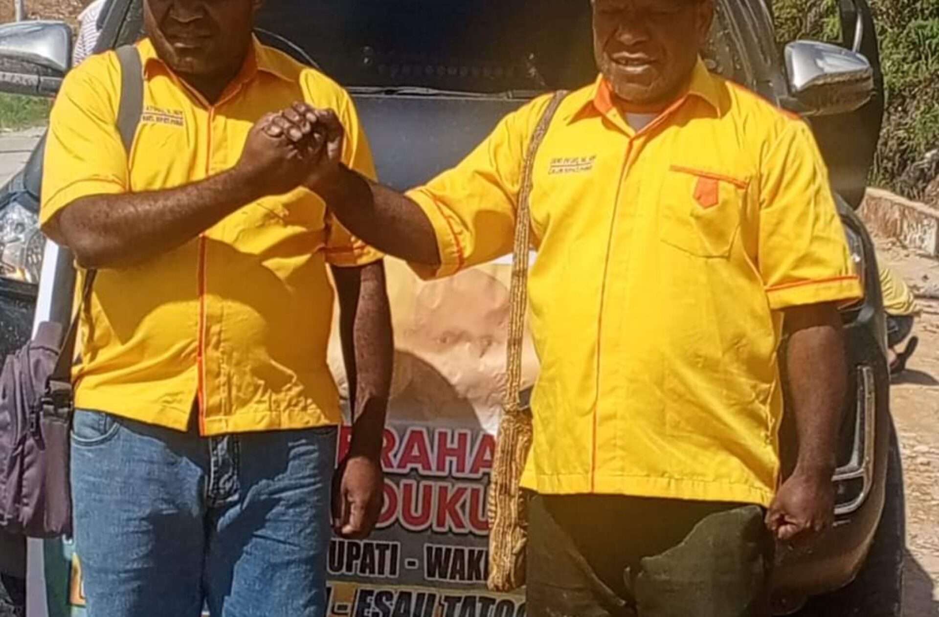 Bawaslu Papua Tengah Instruksikan Kelengkapan Berkas Cabup Paniai Deki Degei dan Esau Tatogo