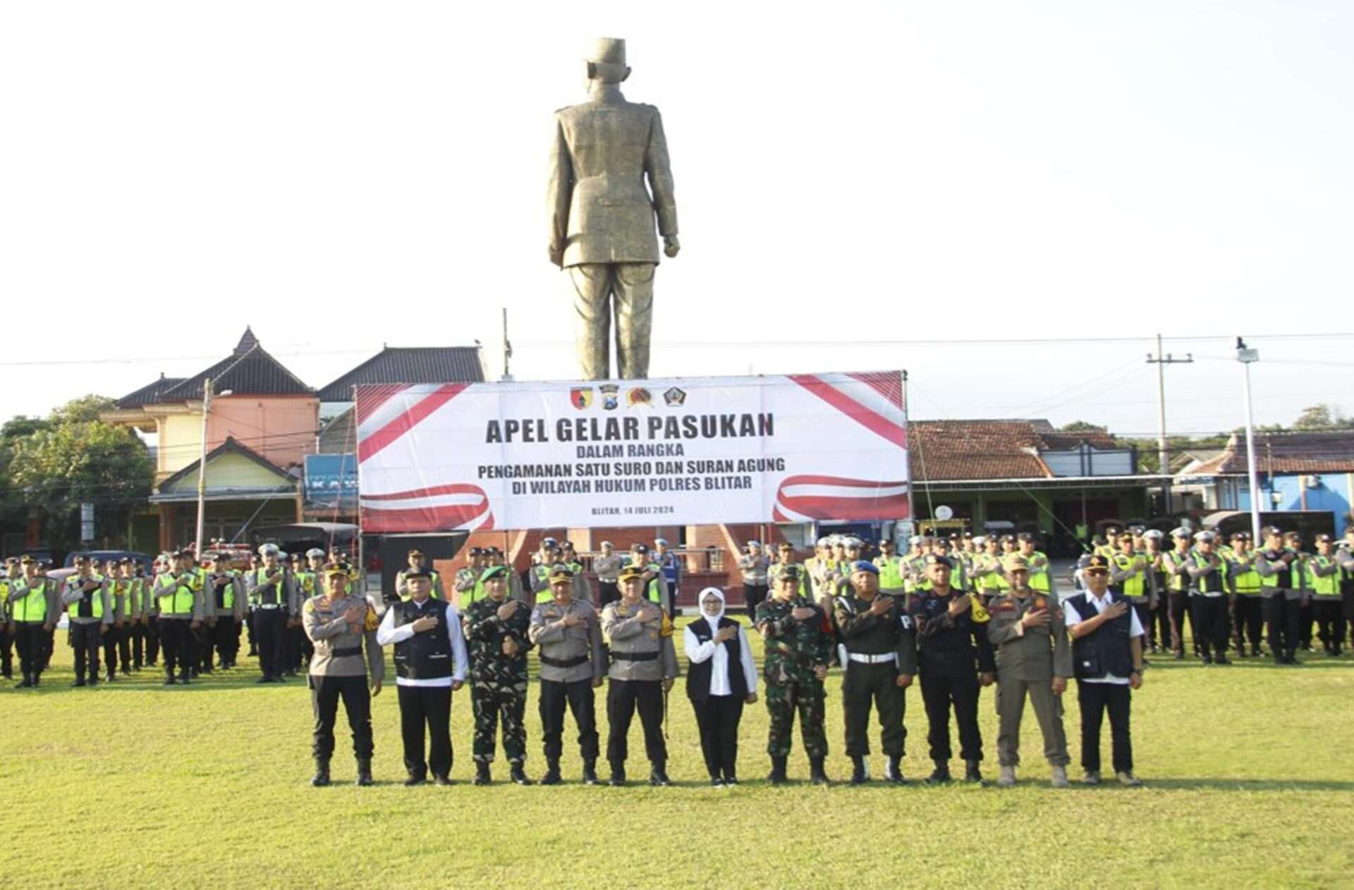 Apel Gelar Pasukan Pengamanan Satu Suro dan Suran Agung di Blitar