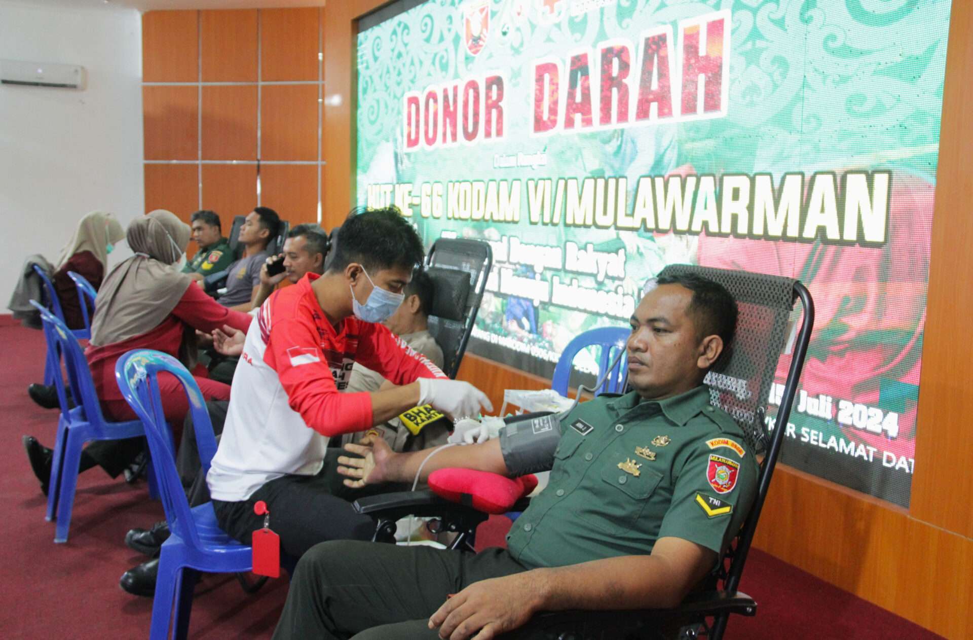 Donor Darah HUT ke-66 Kodam VI/Mulawarman di Kutai Kartanegara