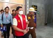 Penyerahan Tersangka Kasus Korupsi Kepala Bidang PMD Musi Banyuasin