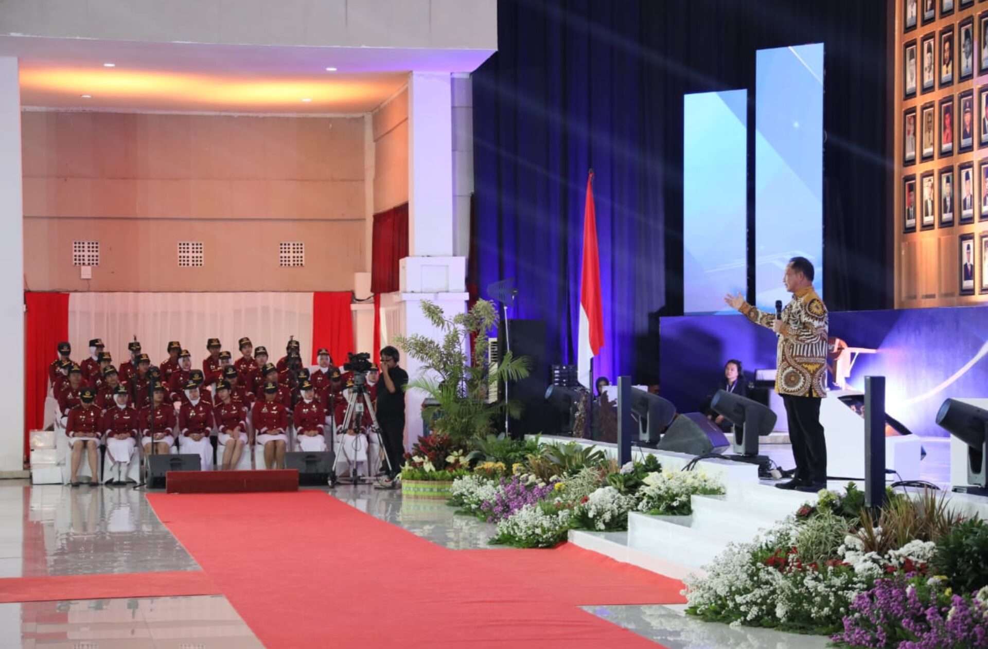 Mendagri Tito Dorong Lulusan IPDN Berkontribusi untuk Indonesia Emas 2045