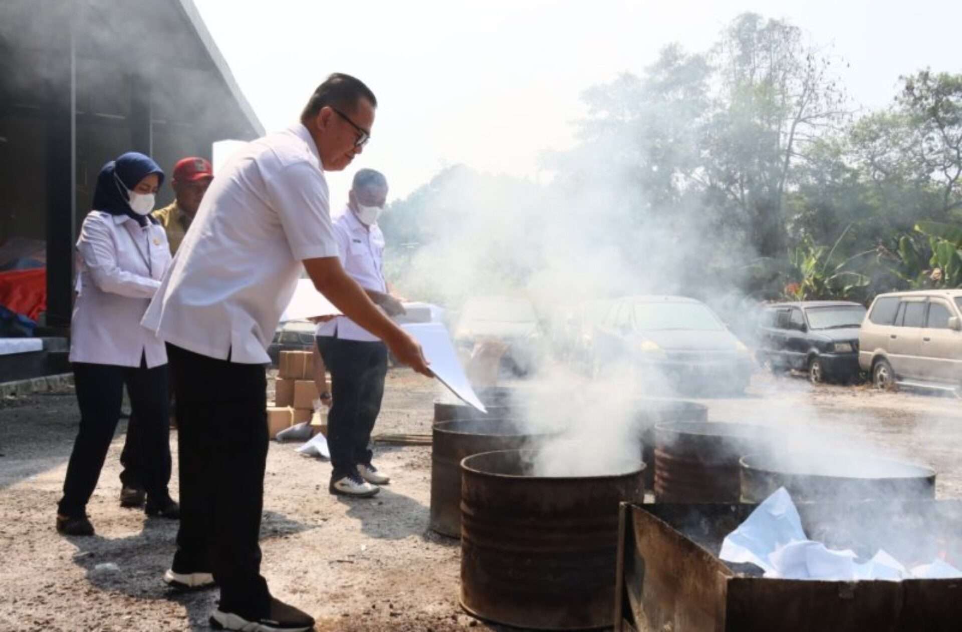 Ditjen Dukcapil Kemendagri Musnahkan 10,5 Juta Blangko SP NIK Invalid