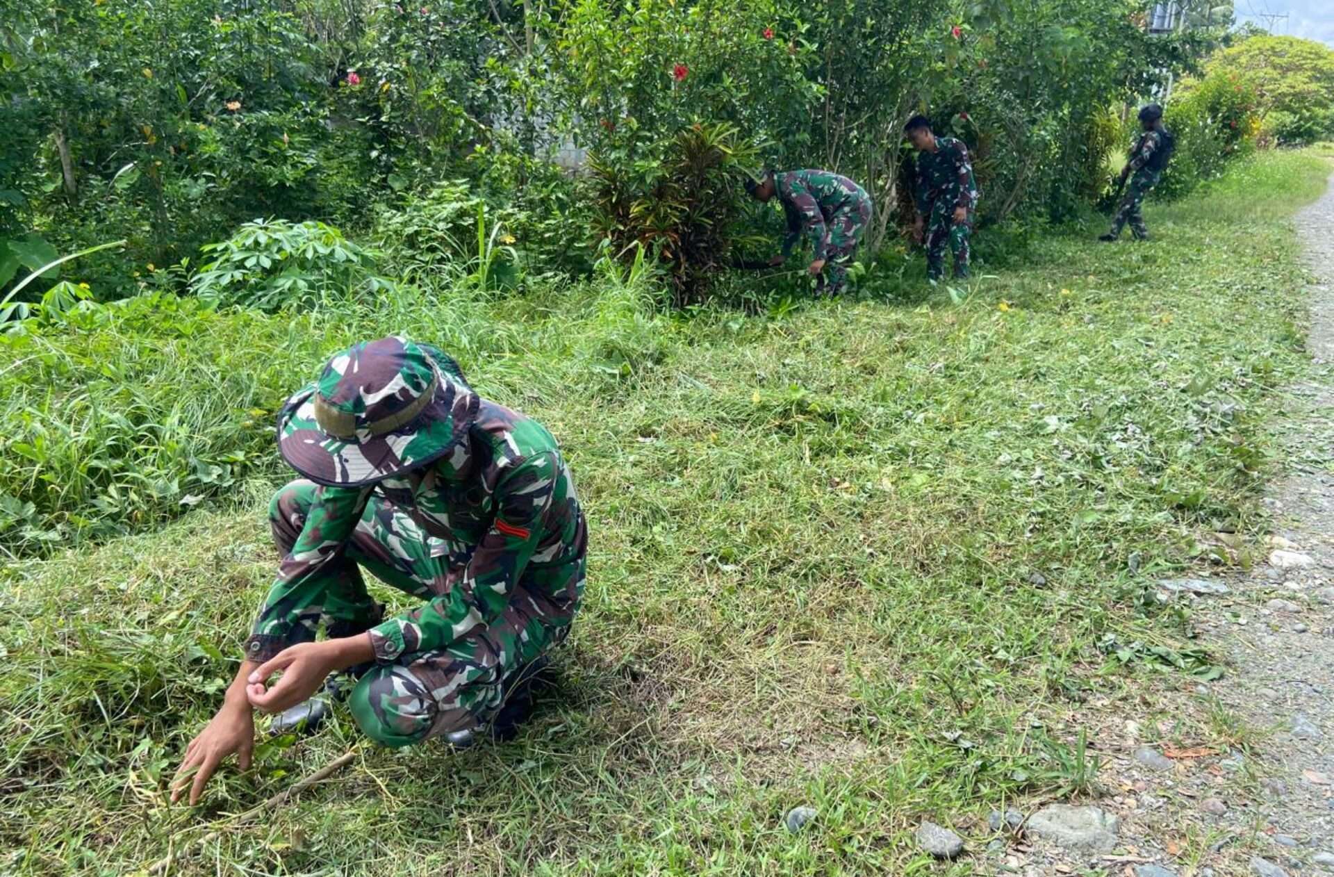 Karya Bhakti Ksatria Tombak Sakti Bersama Masyarakat Kampung Yetti Keerom