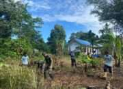 Gotongroyong Satgas Pamtas RI-PNG dan Siswa SMK Negeri 1 Yembun untuk Lingkungan Bersih