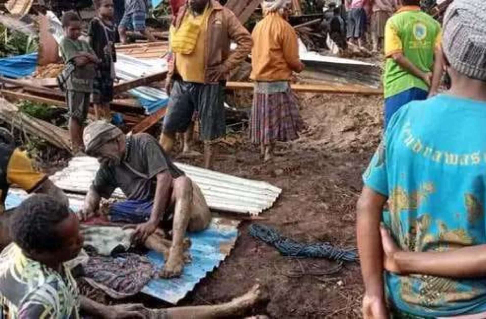 Banjir dan Longsor Terjang Dusun Onou: Satu Keluarga Tewas, Kerugian Meluas di Dogiyai