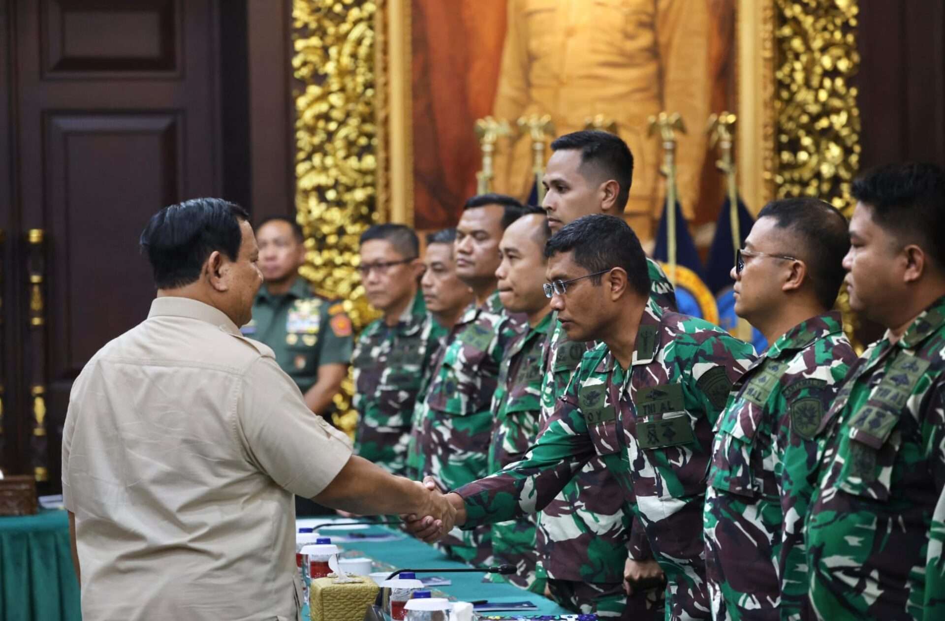 Menhan Prabowo Berikan Pembekalan Personel Nakes TNI untuk Misi Kemanusiaan Gaza