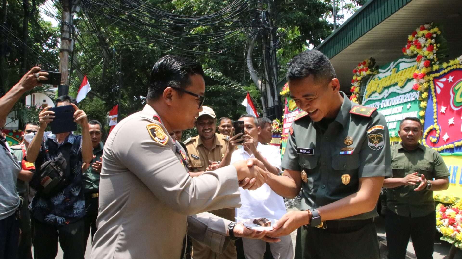 Soliditas TNI-Polri di HUT TNI ke-79: Polsek Metro Tamansari dan Koramil 01 TS Perkuat Sinergi