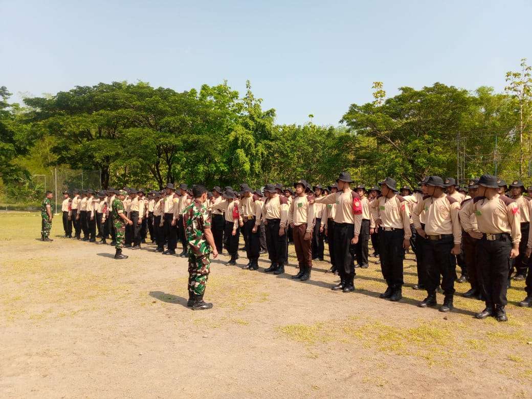 Babinsa Bina Generasi Muda di SMK Sakti Gemolong: Bentuk Disiplin dan Kepemimpinan Siswa