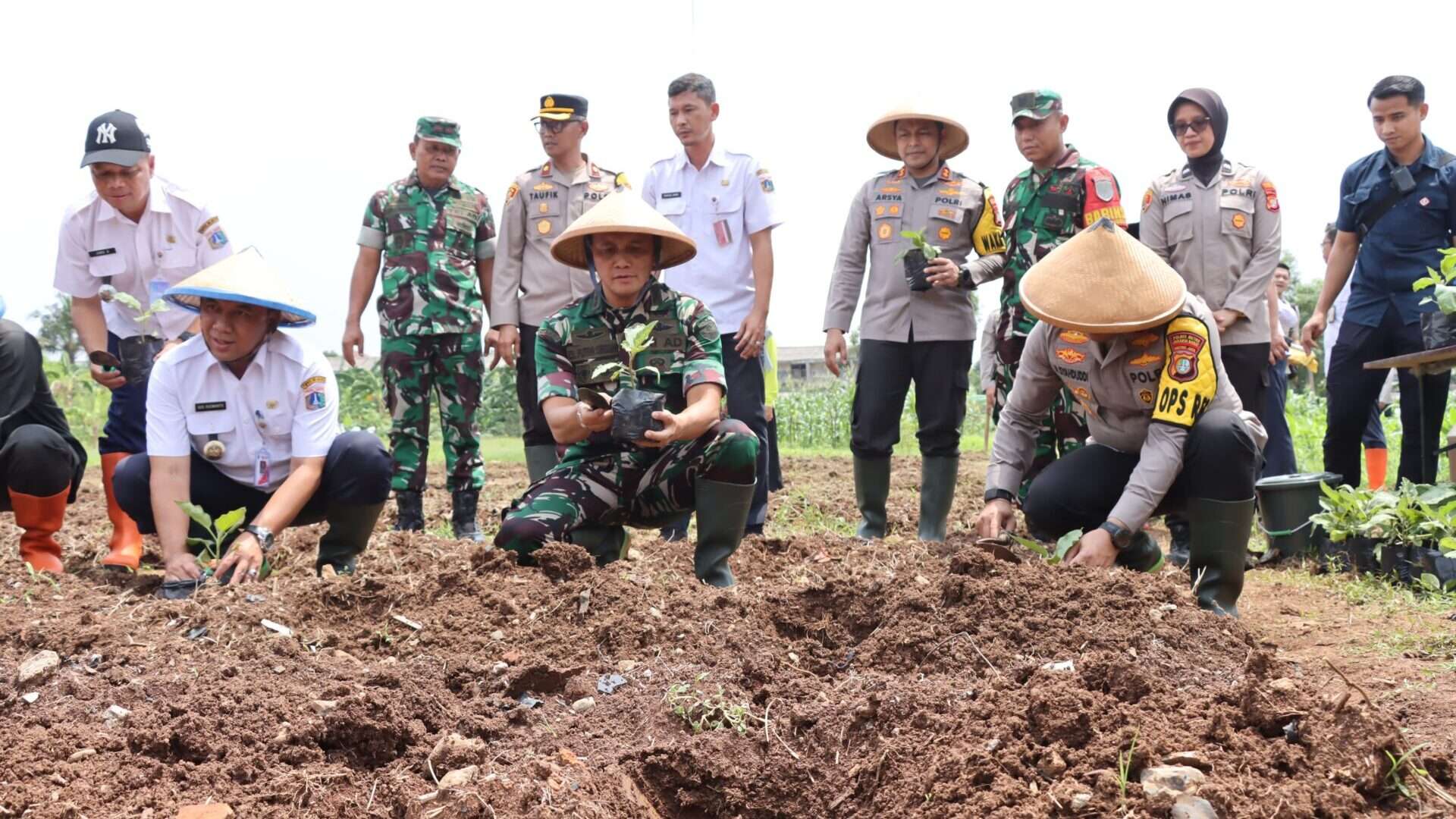 Peluncuran Gugus Tugas Ketahanan Pangan Nasional Polres Metro Jakarta Barat