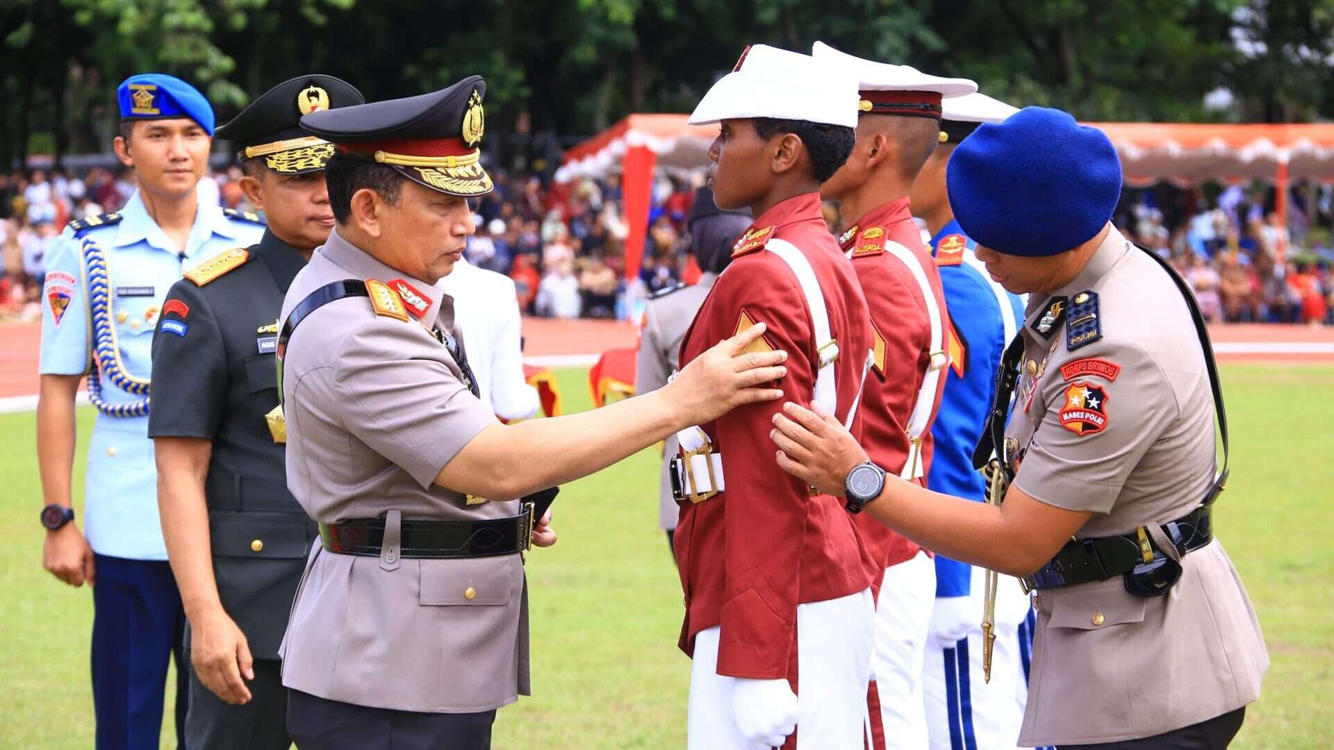 Wisuda Prabhatar 2024: Kapolri dan Panglima TNI Wujudkan Sinergitas Taruna TNI-Polri