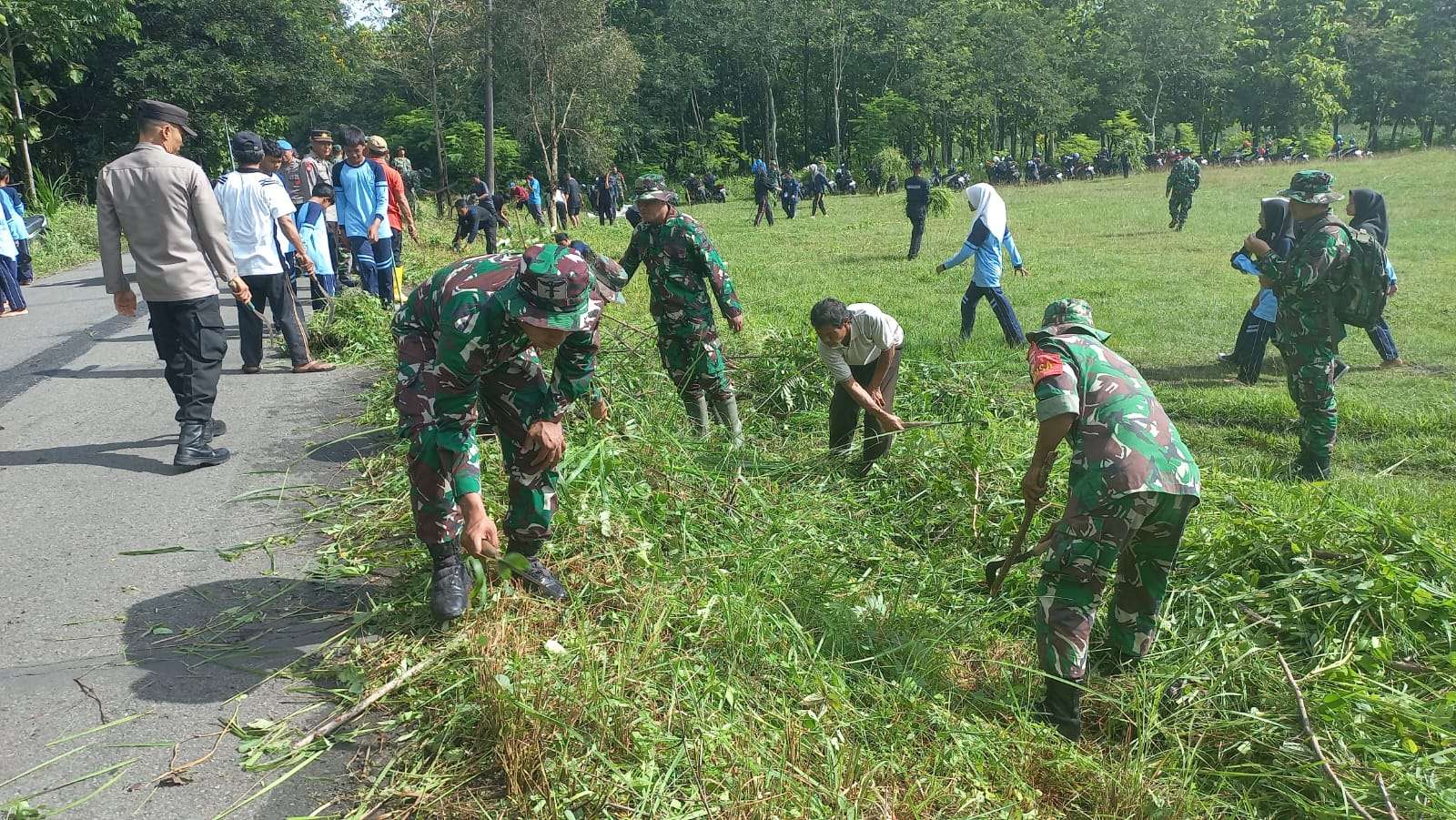 Karya Bakti Kodim 0724/Boyolali Sambut Hari Juang Kartika 2024: Sinergi TNI dan Masyarakat