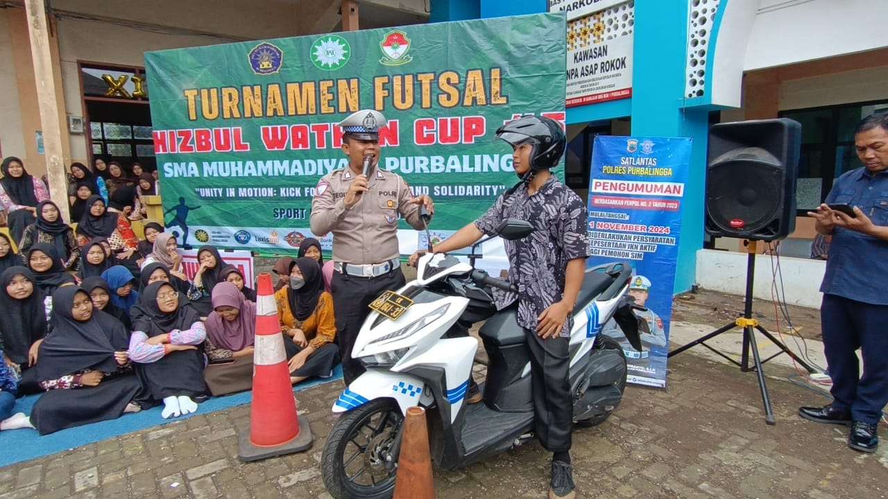 Edukasi Tertib Lalu Lintas: Satlantas Polres Purbalingga Giatkan Keselamatan Berkendara di SMA Muhammadiyah